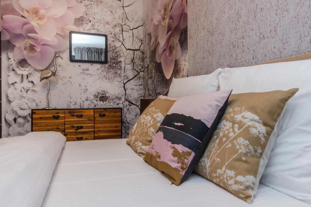 Prague Luxury Apartments Parking By Michal&Friends エクステリア 写真